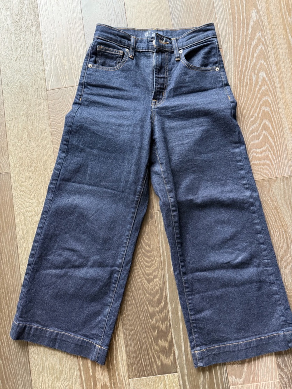 GAP Denim High Rise Wide Leg Crop Jeans in Dark Indigo